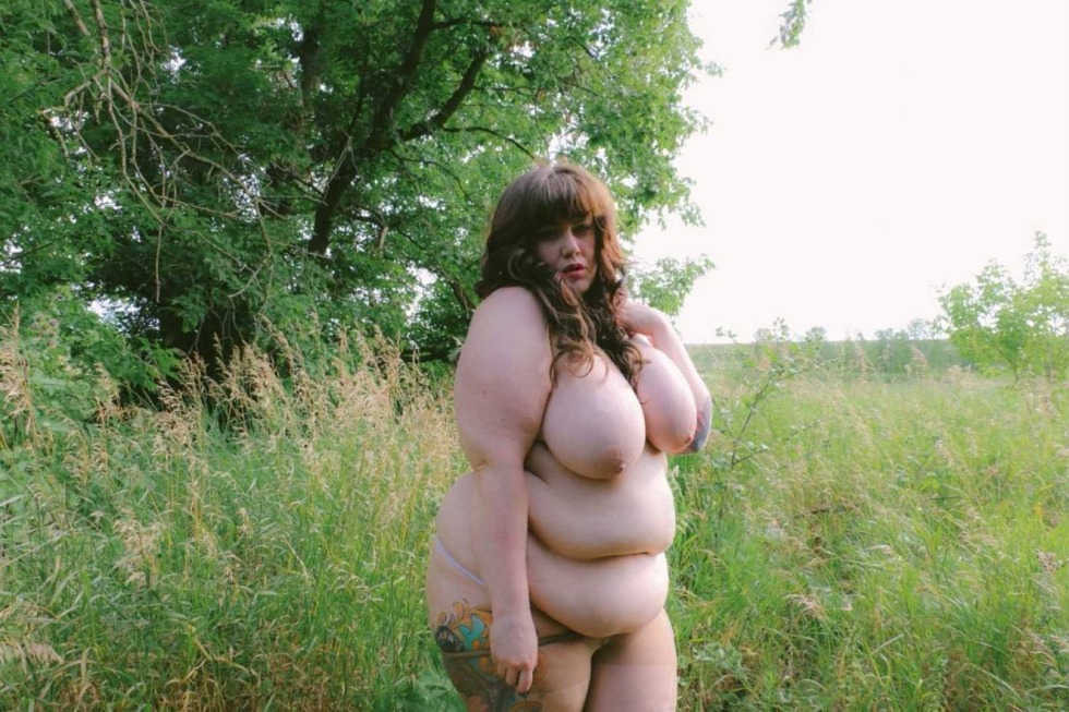 Bbw in nature naked