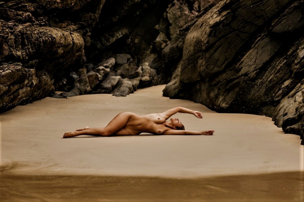 Vika Studio Girls Sanctuary Ero video