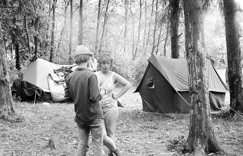 On foot erotic campaign