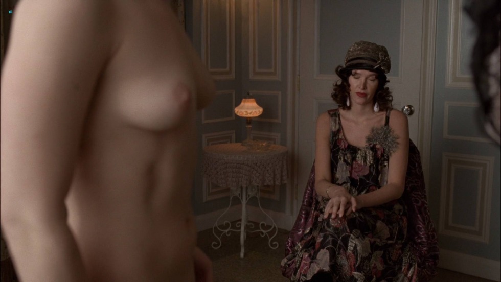 PAS de la Uert underground Empire Naked