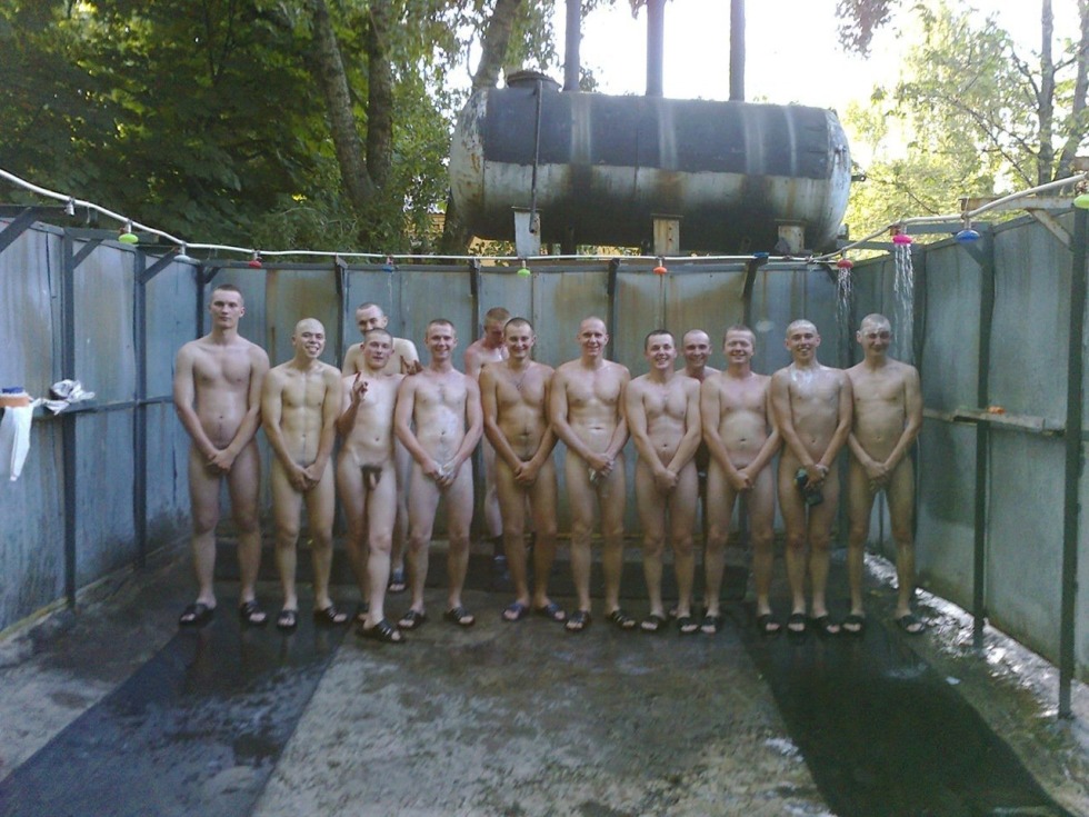 Naked Russian soldiers