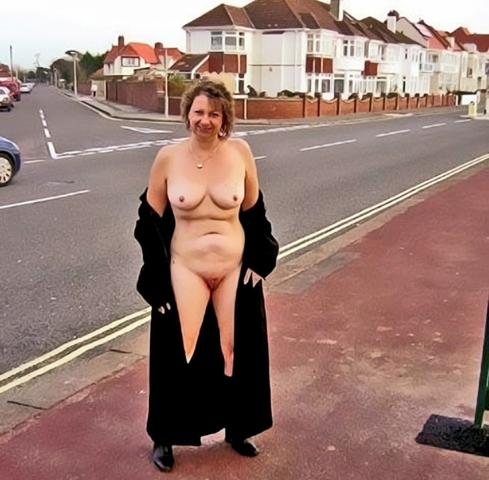 Milf Pusi Amateur Exhibitionist Bad Parents