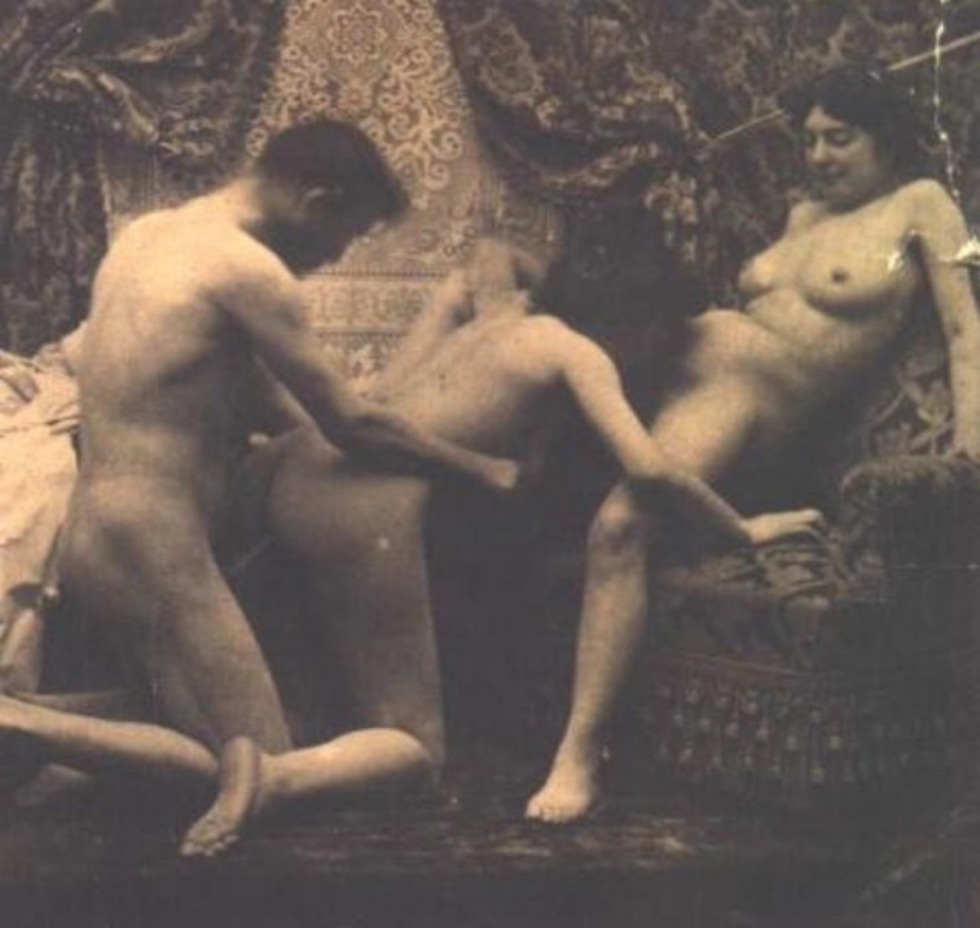 The first erotic photos