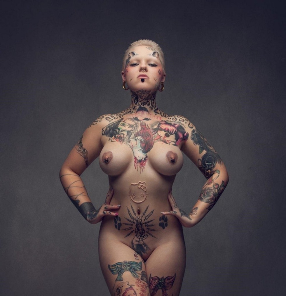 Naked girls with tattoos
