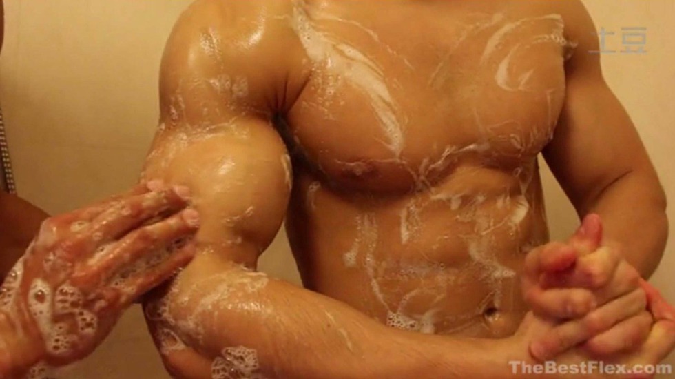 Sexy guys naked in oil