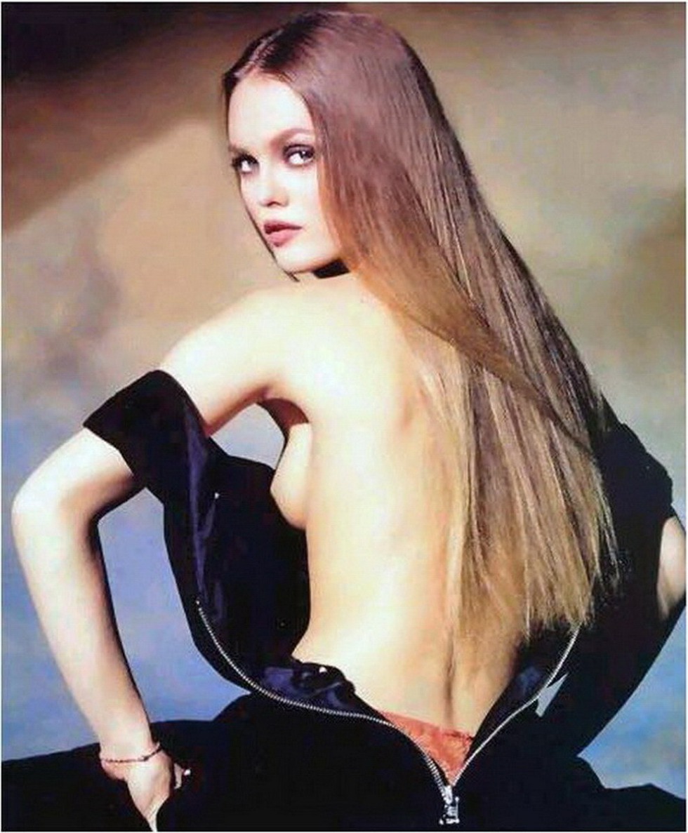 Vanessa Paradis is erotic