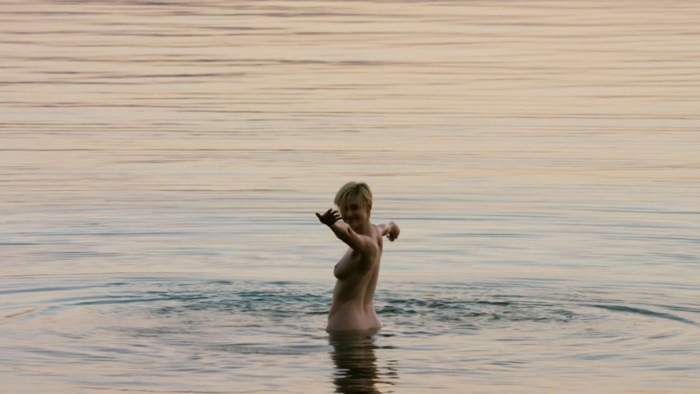 Elizabeth moron naked