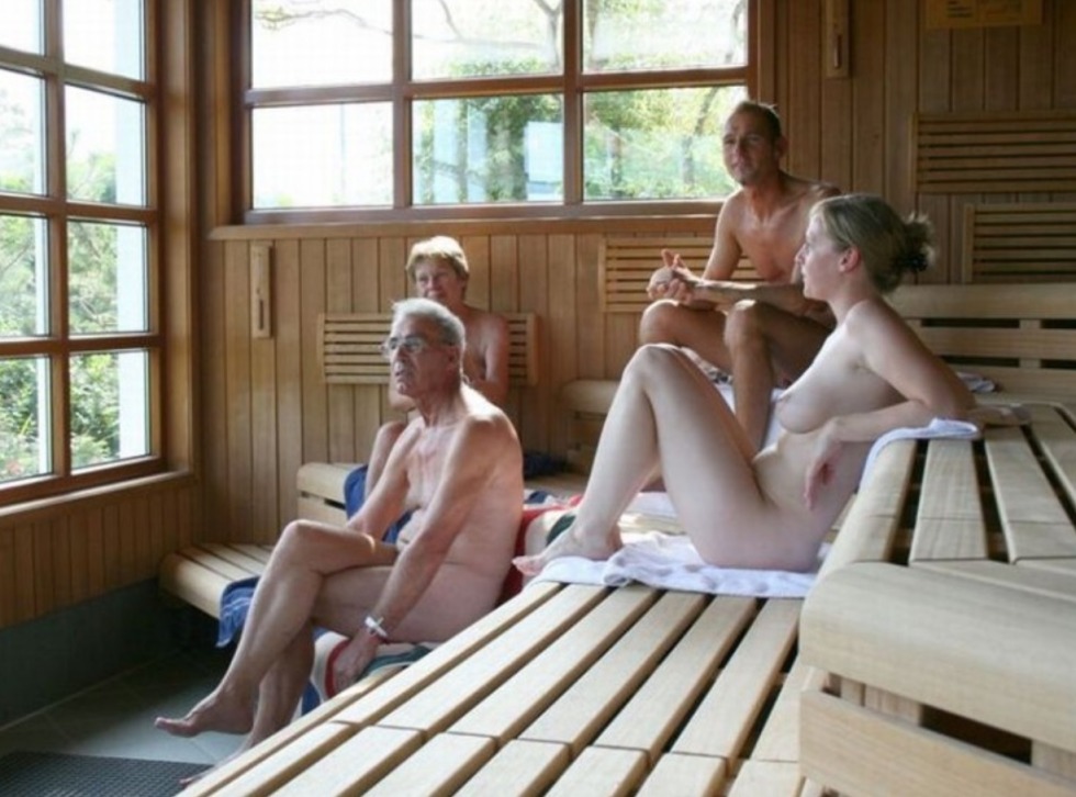 Family campaigns in the bathhouse nude