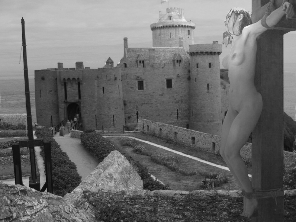 Naked nudists in the castle