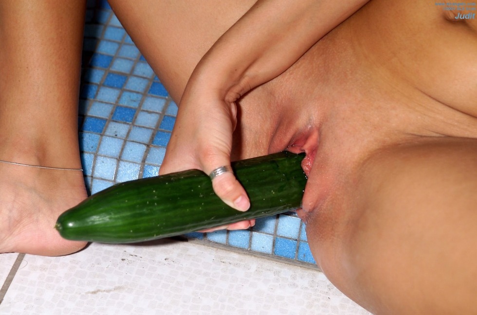 Female masturbation by vegetables
