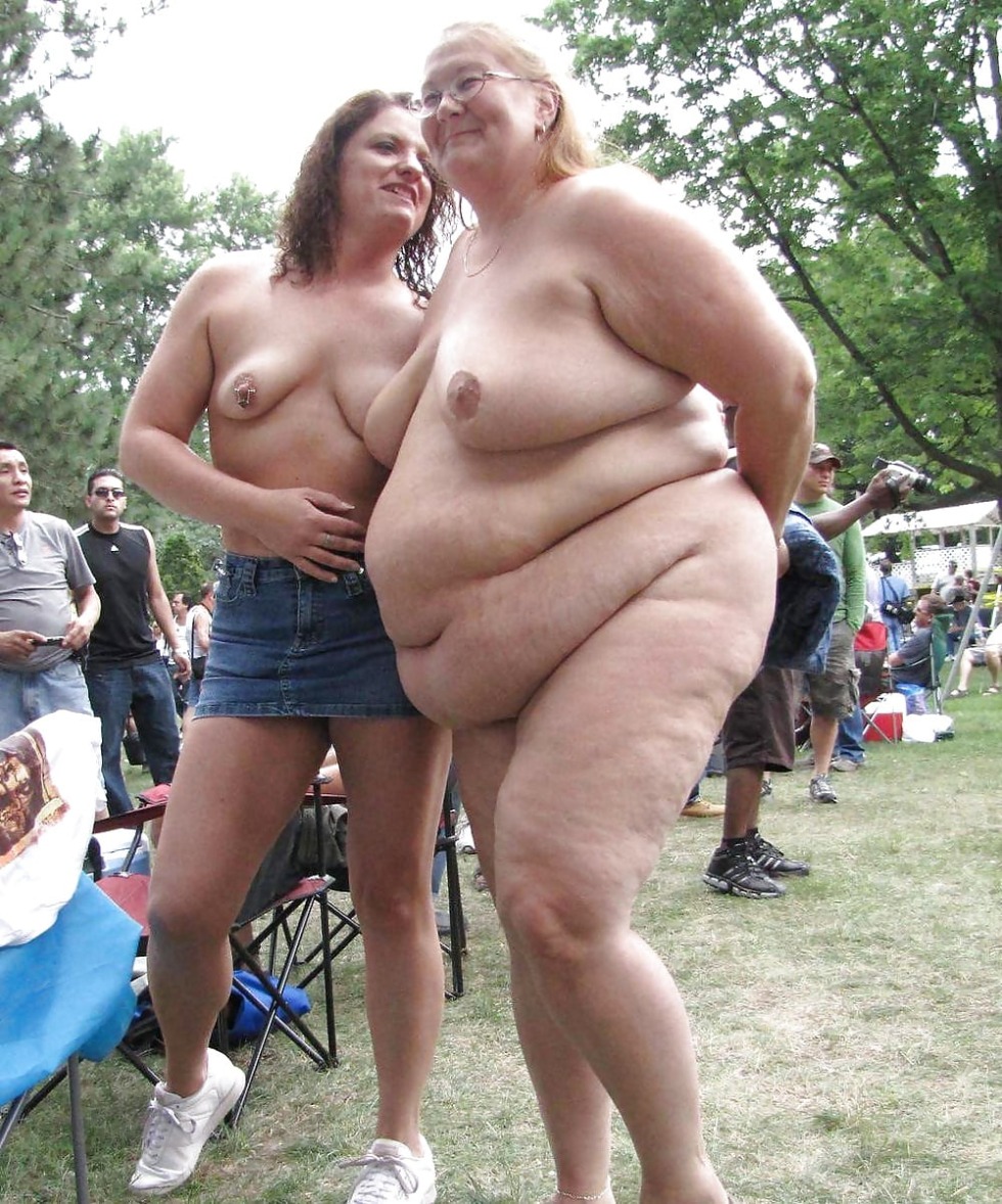 Very thick naked women