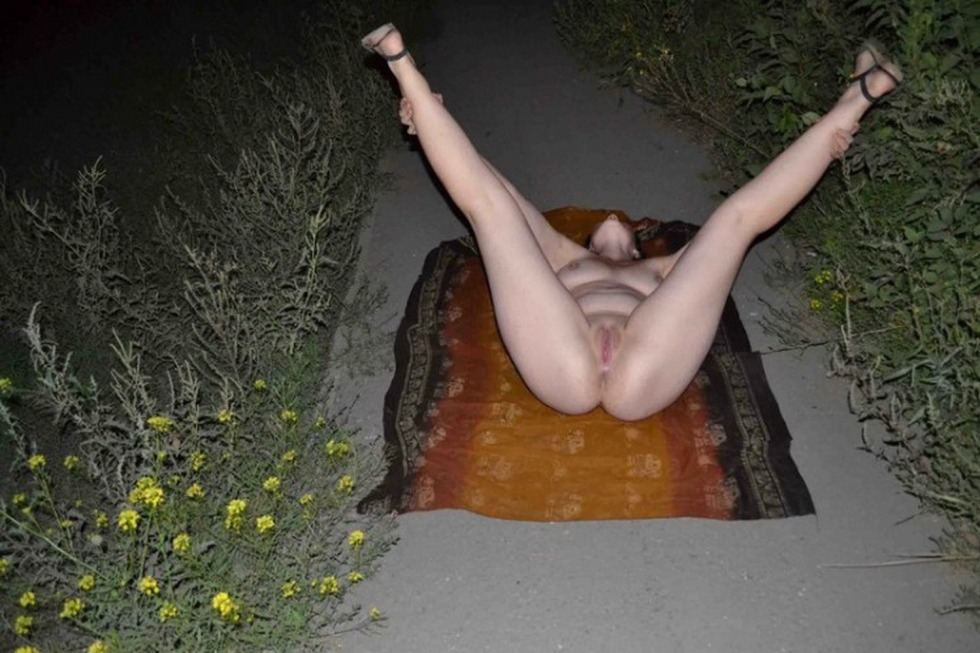 Drunk naked girls on the street