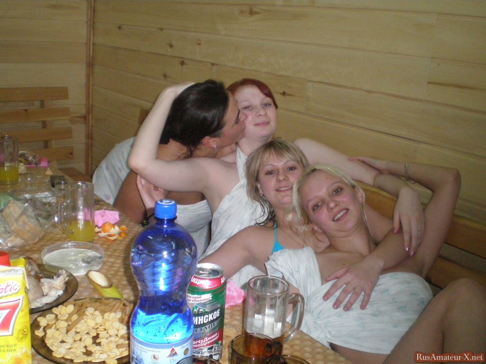 Party in the bathhouse private