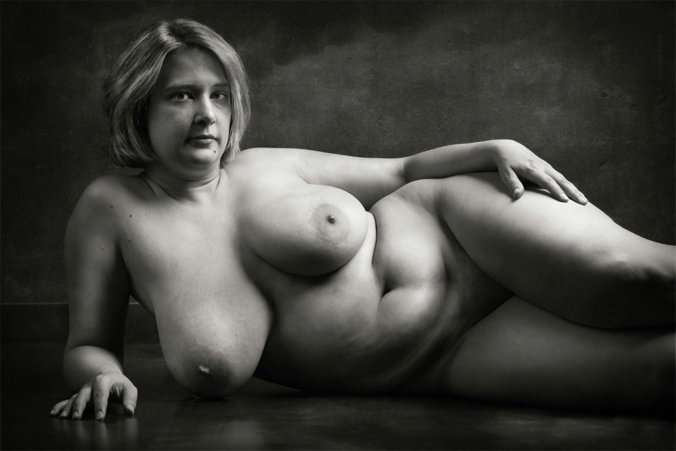 Nadin Shcherban plus saz nude