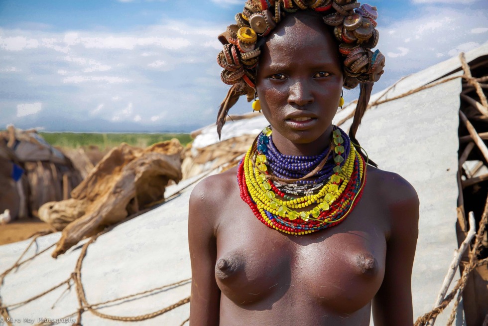 Naked African women