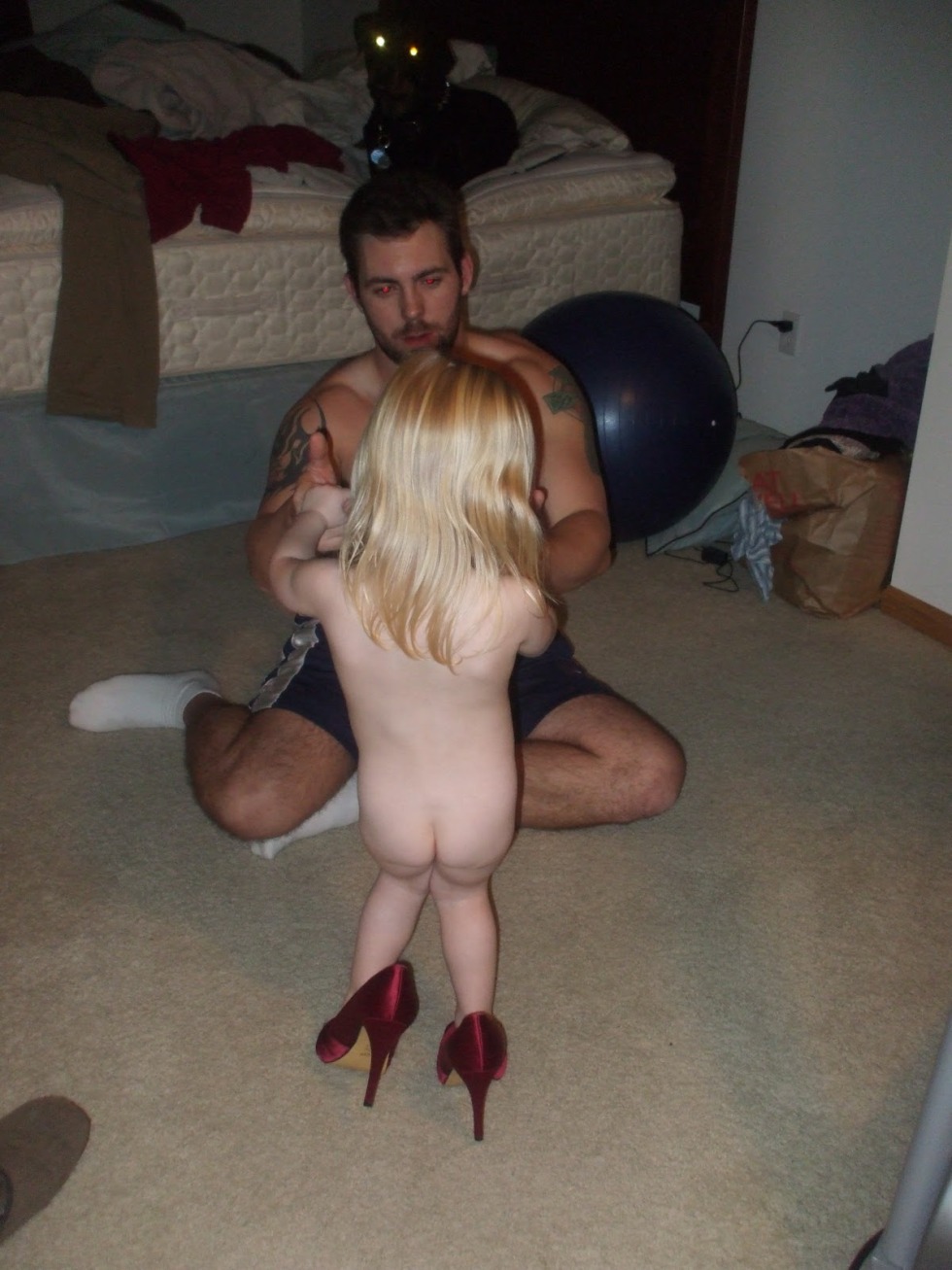 ASSEBUSHYAZHYAZHEVASHYAZHENE & amp; Rajce nude