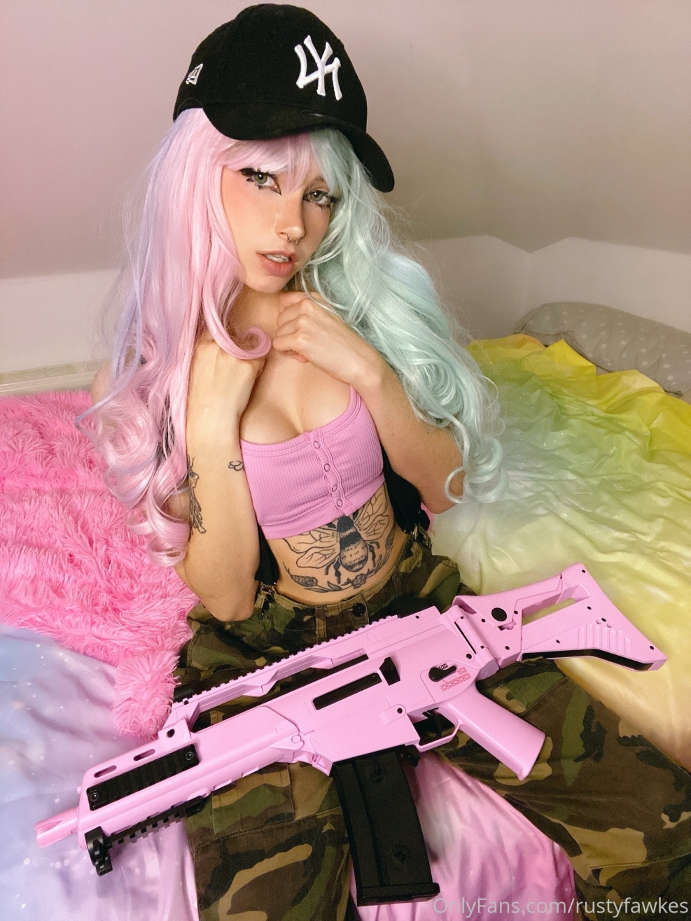 Rusty Fawkes Wallpaper Ero