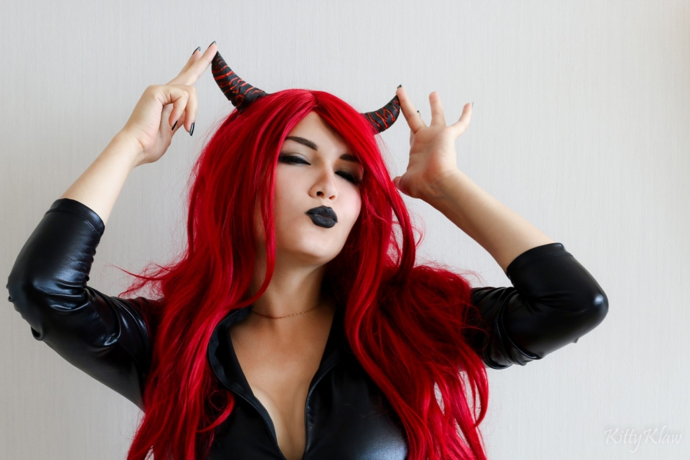 Angelina Lin Cosplay