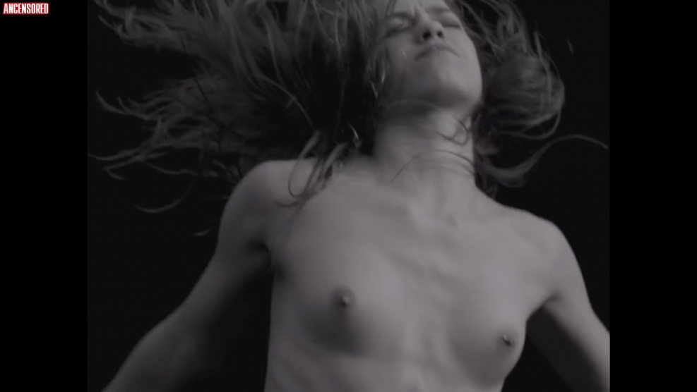 Matilda Olllieu Topless