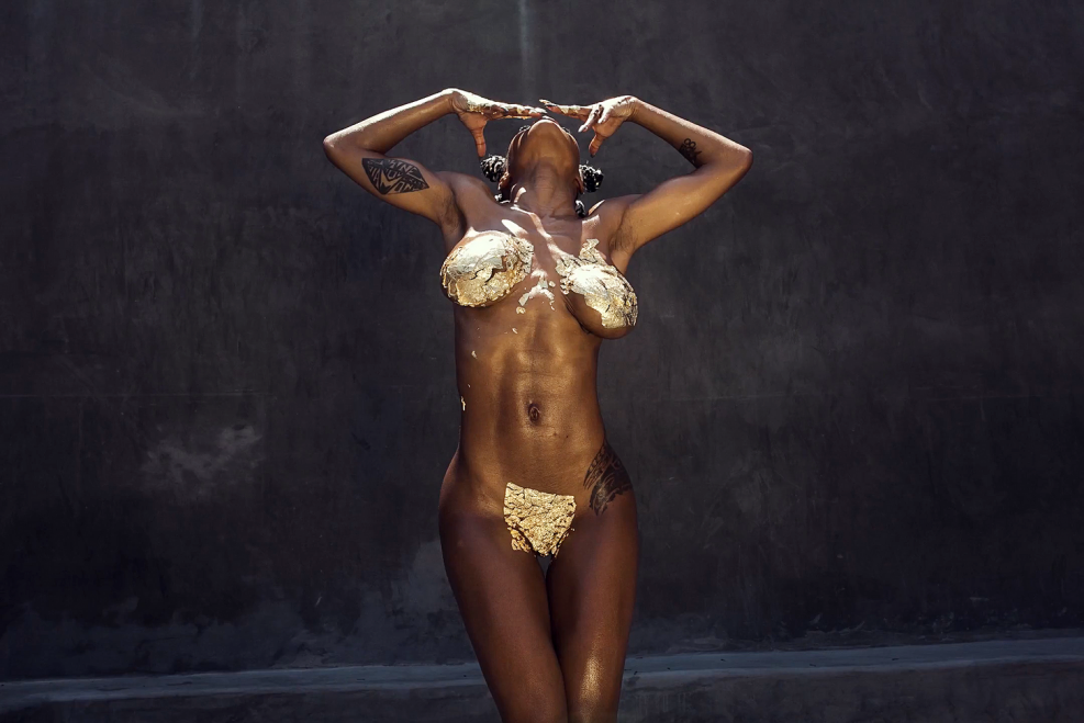 Taylor Hing Photo Naked Portlist