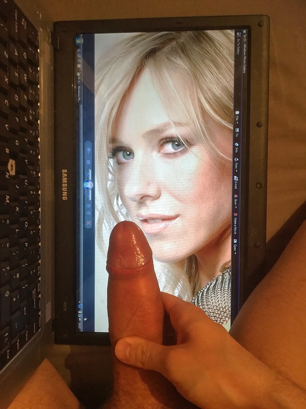 Celebrity cumtribute