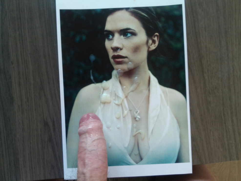 Vote: CUM TRIBUTE CUMONPRINTEDPICS WOW ASS