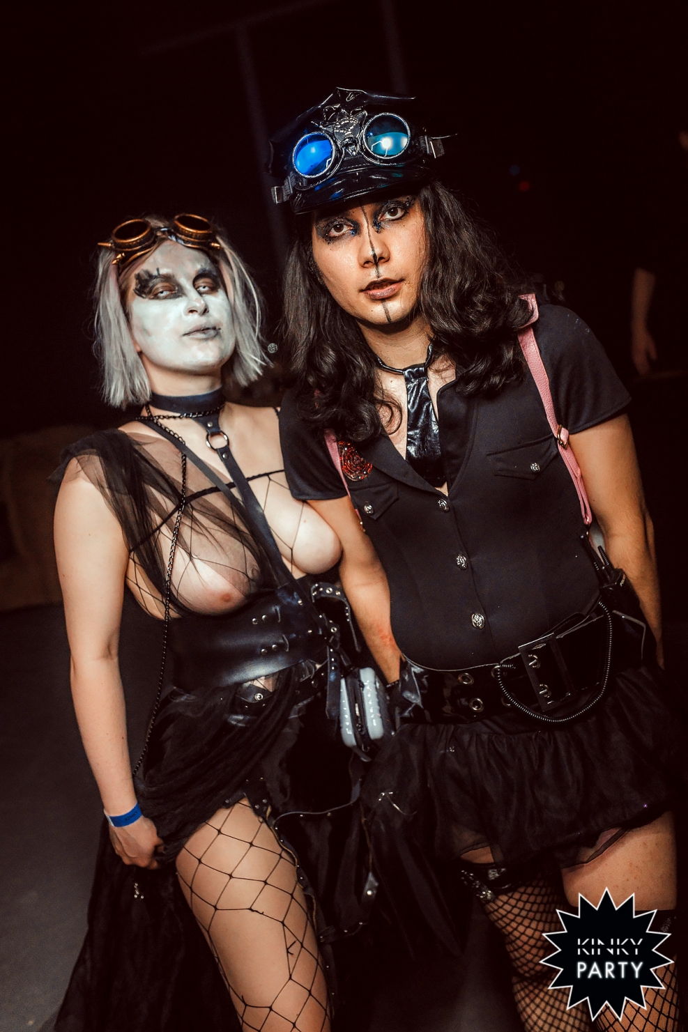 Pornstar Gangbang in latex