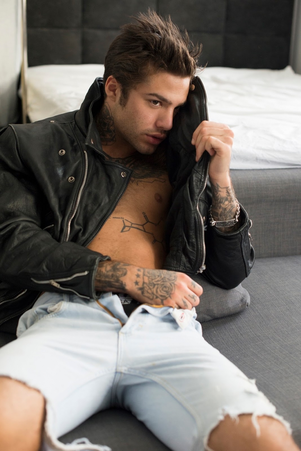 Girlfriend Roma Zhomdia