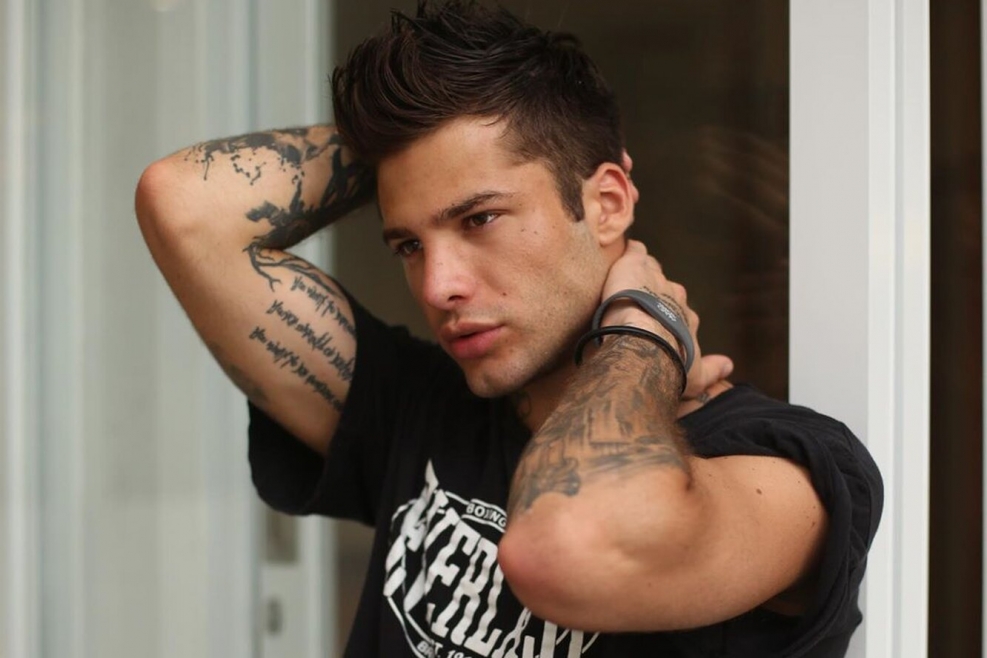 Roma Acorn Leading Puts