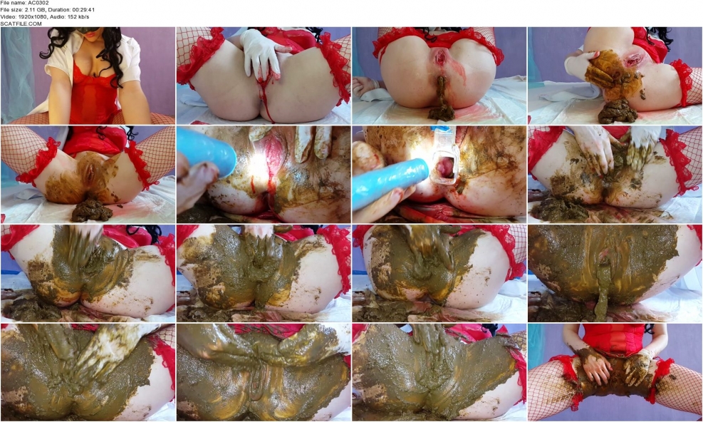 Pooping with Menstruation Close-up
