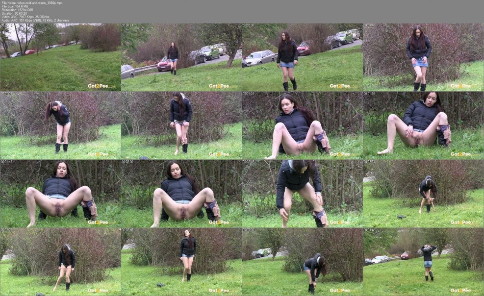 Girls Pissing in the Park