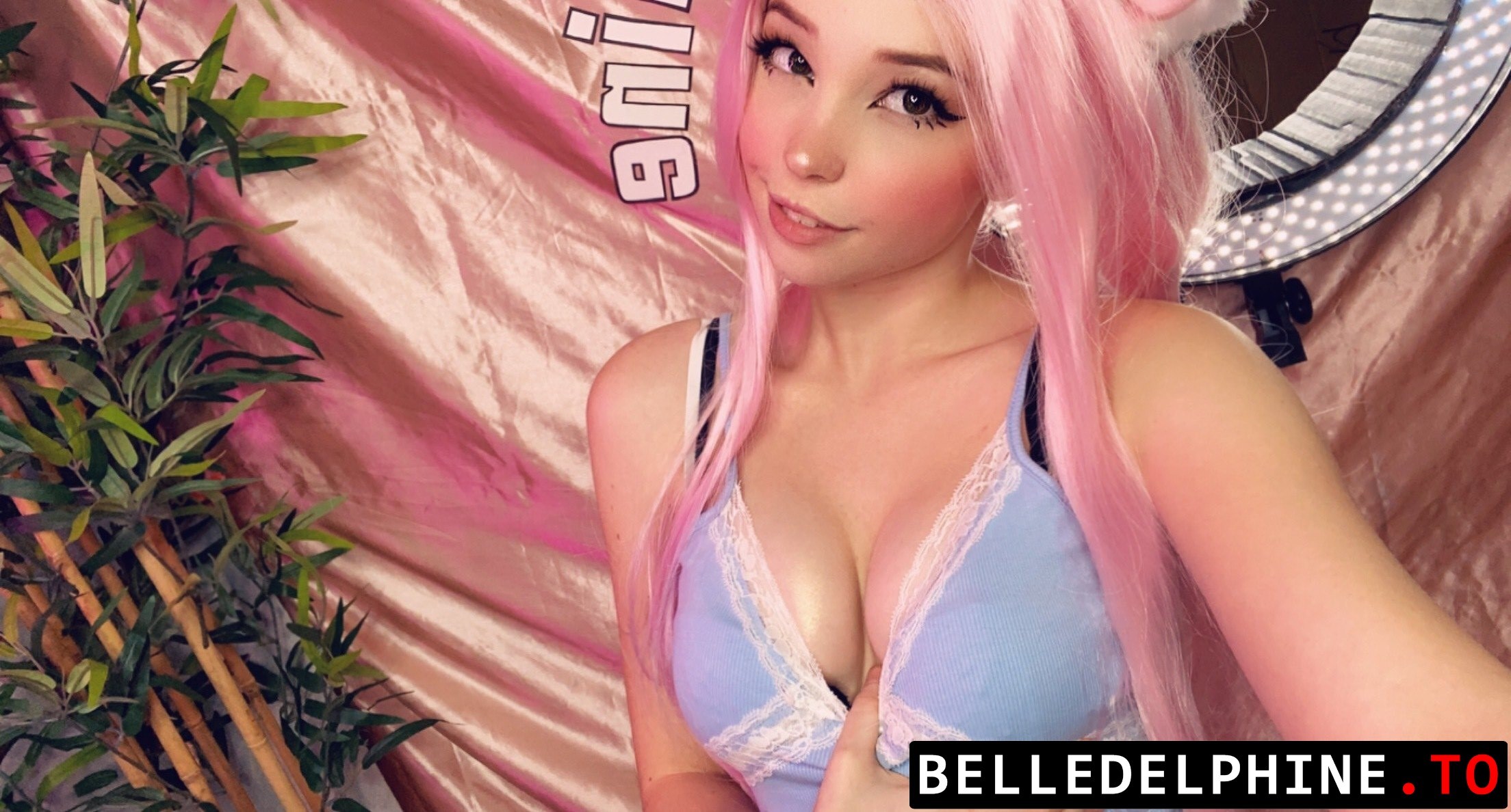 SD-02458 Belle Delphine A Woman With Pink Hair Wearing A