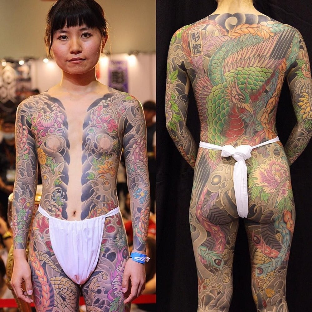 Yakuza naked