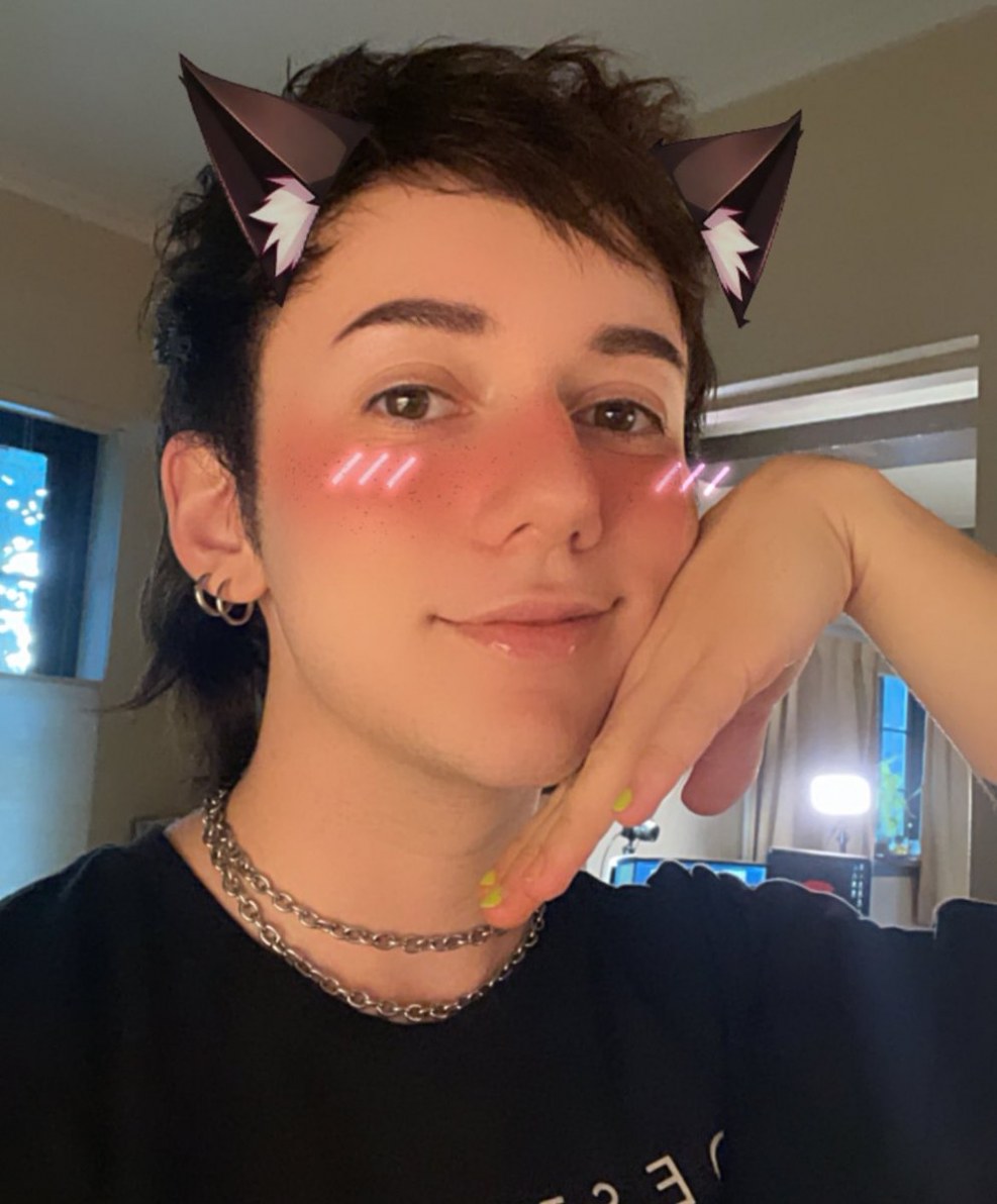 SPENCER JONES Biography naked without panties