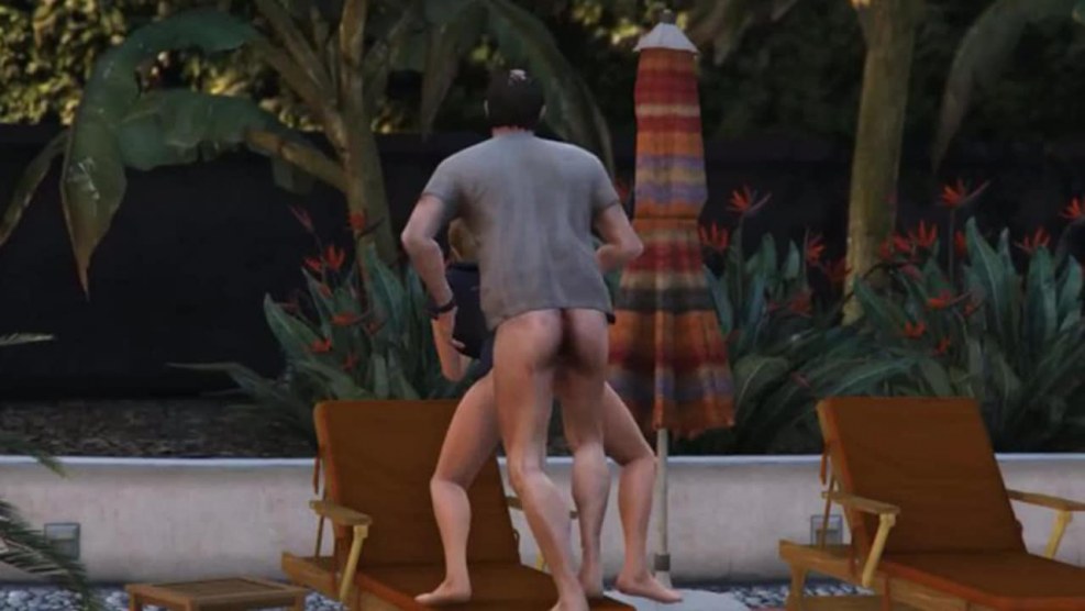 Skin bare women in samp