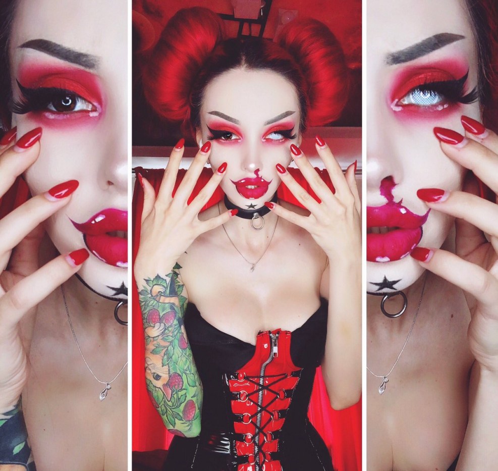 Alexandra Navy Shackle_Shot