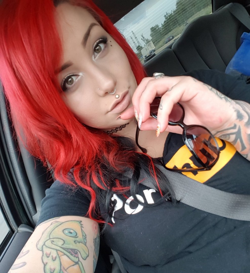 Alexandra Navy Chateurbate