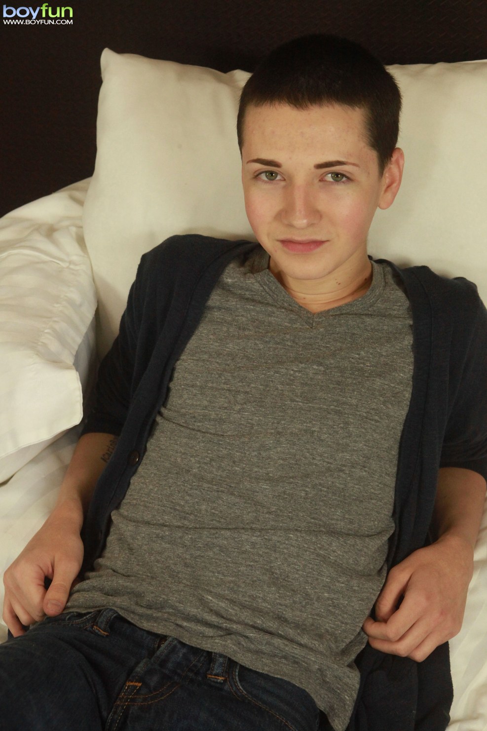 Twinks Benjamin Rieli