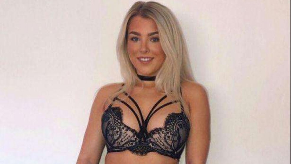 Madelin Wright Football player