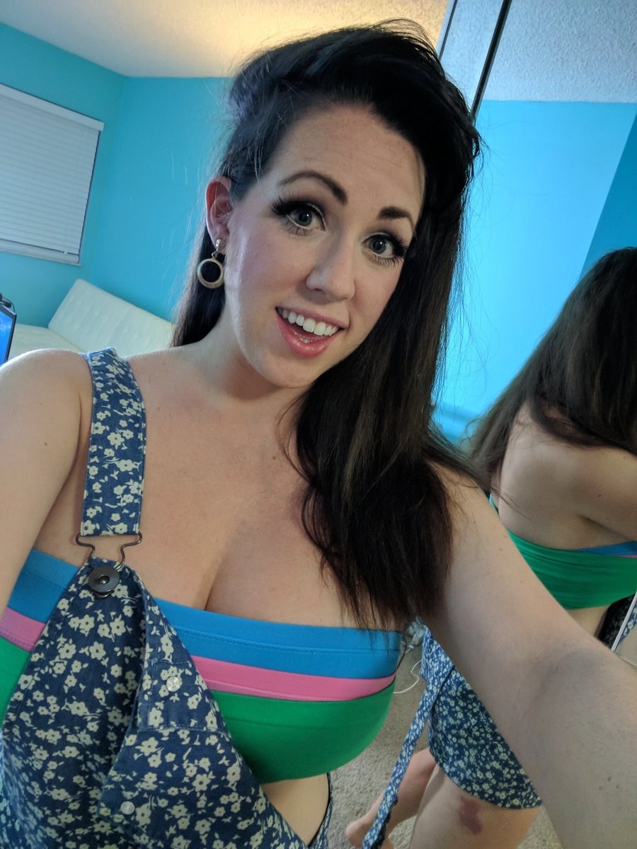 Kayla Kiss Asmr (59 photos)