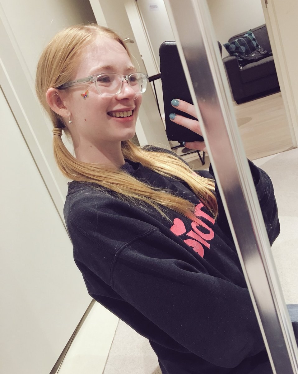 Laylacherrie known as _petit € nymphet_ Now