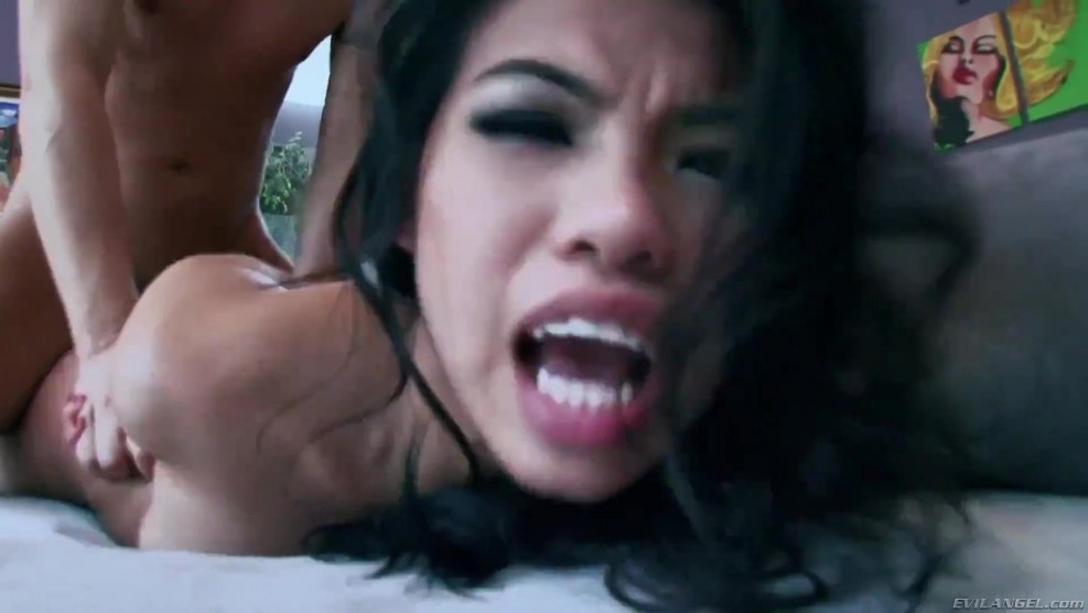 Огромный хуй негра в рот