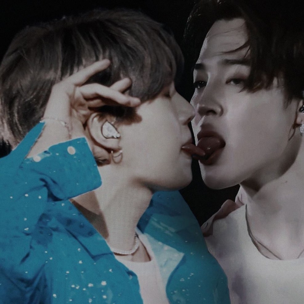 BTS Chimin Kiss