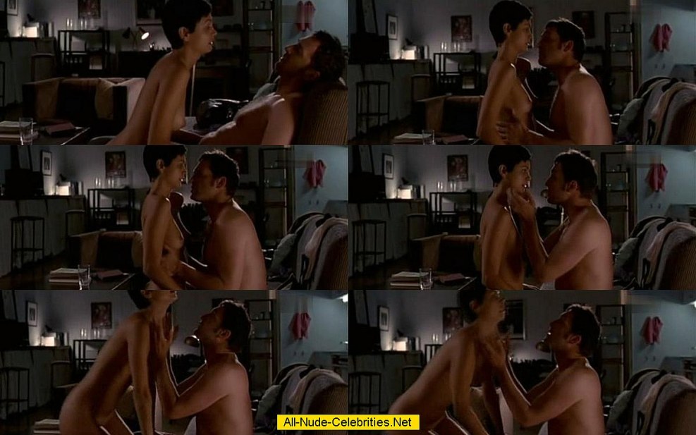 Morena Baccarin nude lesbian