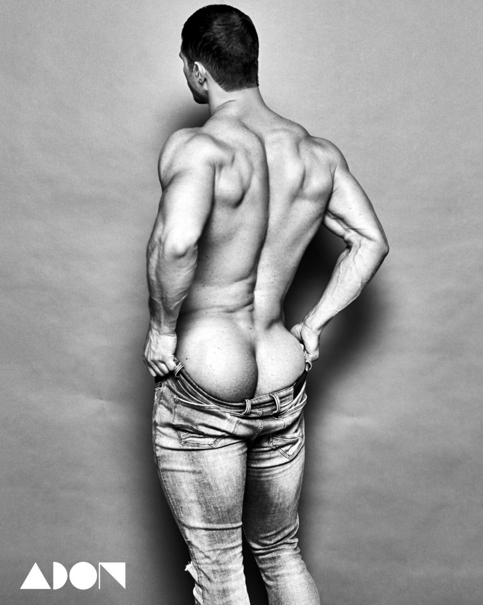 Dmitry Averyanov Gay Dick