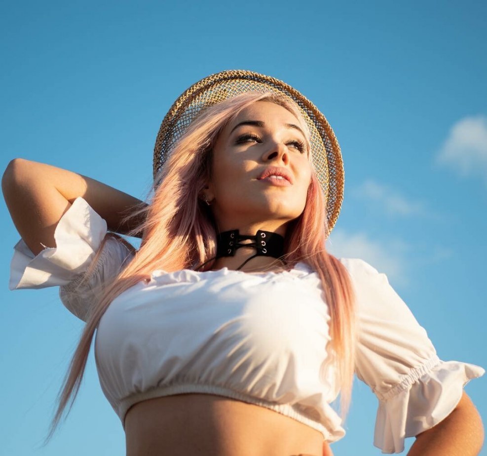 Annetkostenko Tik Tok