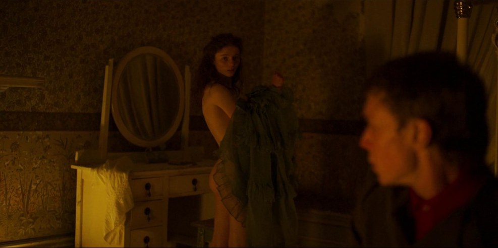 Thomasin Mackenzie Sexy