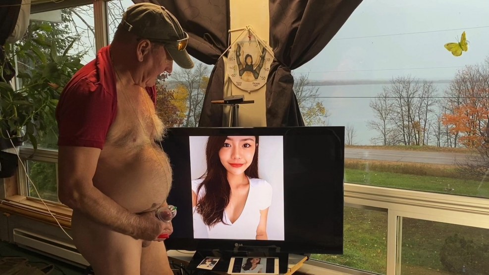 Josephine Langford Nude