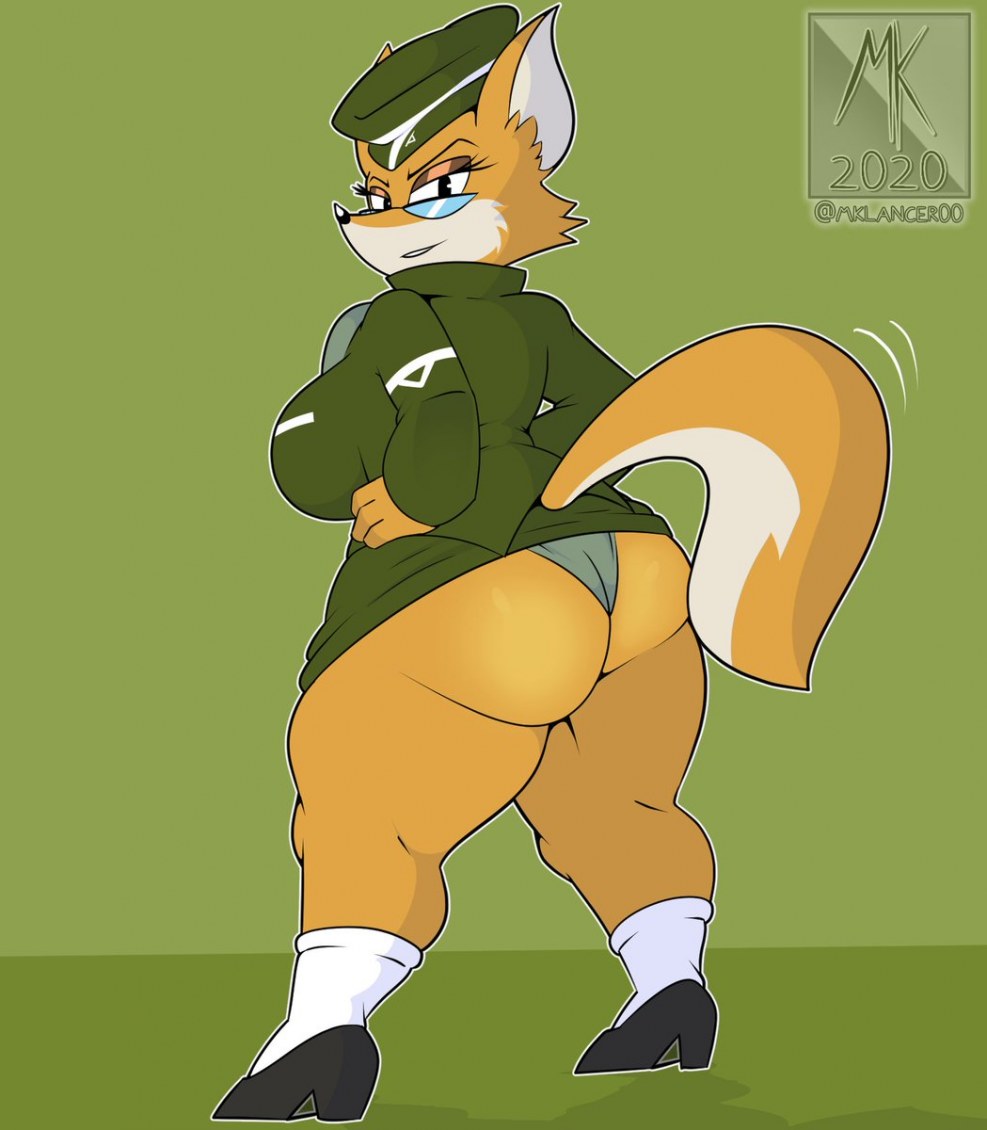 Lieutenant Fox Vixen