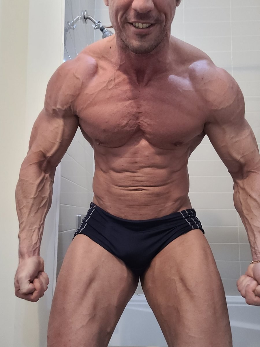 1 Matt Luscious Creamygorilla zoeyyluna